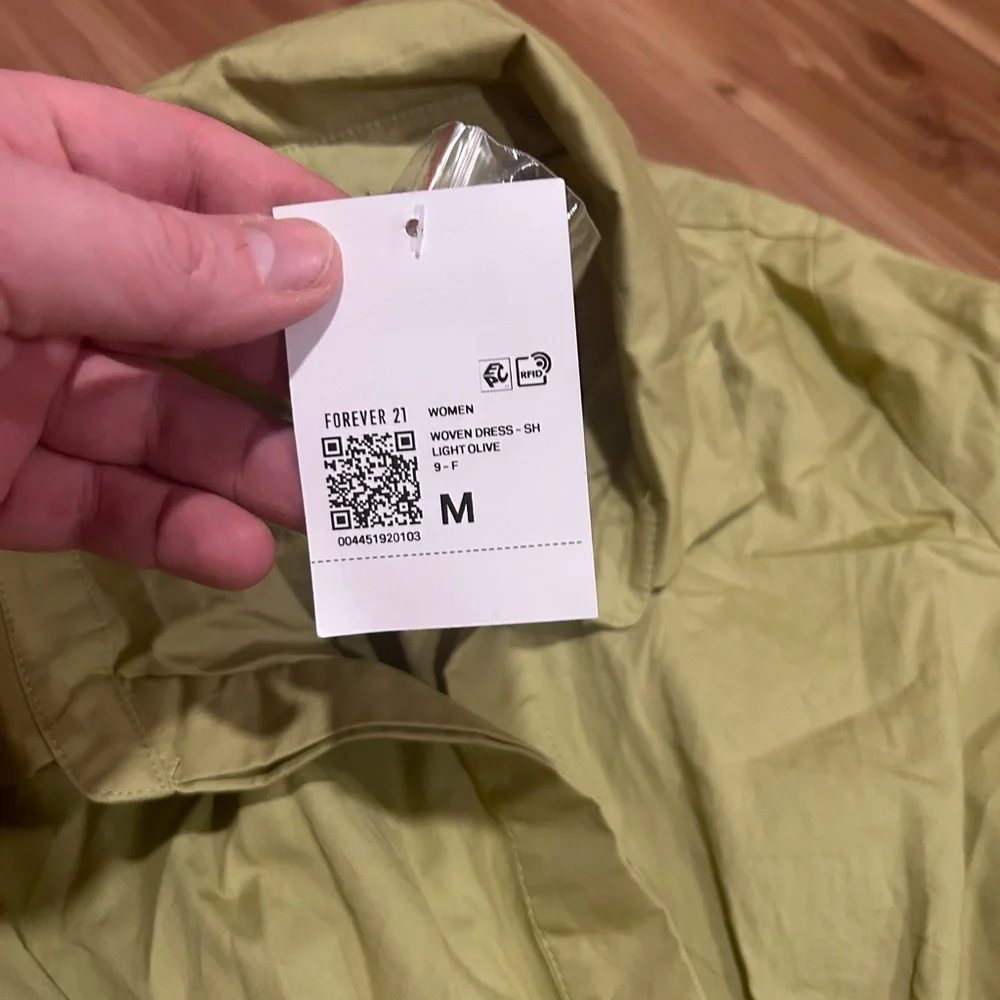 Forever 21 Sage Green Rushed Button Down NWT Dress Size Medium